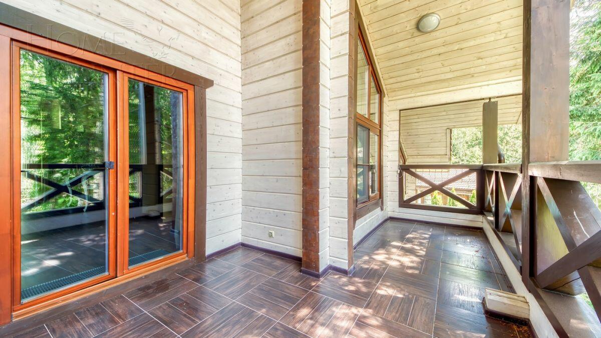 2-этажный коттедж 320 м² с отделкой