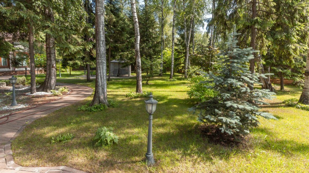2-этажный коттедж 320 м² с отделкой