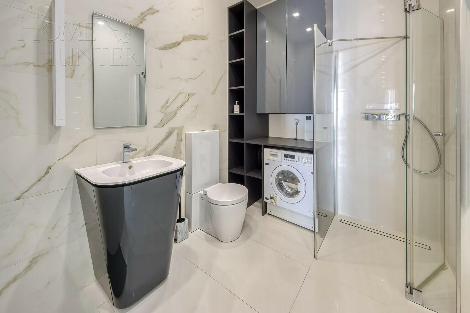 5-КОМН. КВАРТИРА С ОТДЕЛКОЙ 199 М² НА 3 ЭТАЖЕ