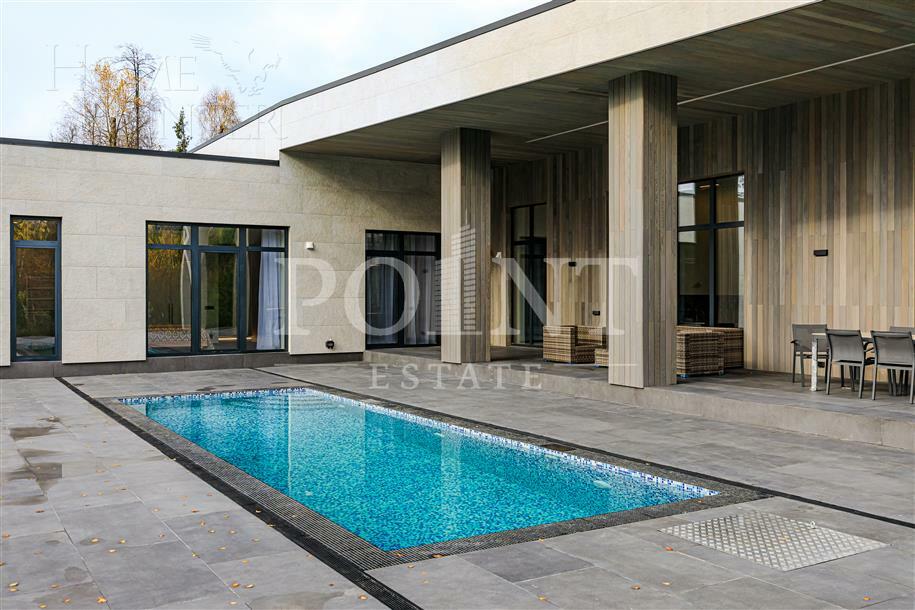 2-этажный коттедж 450 м² с отделкой