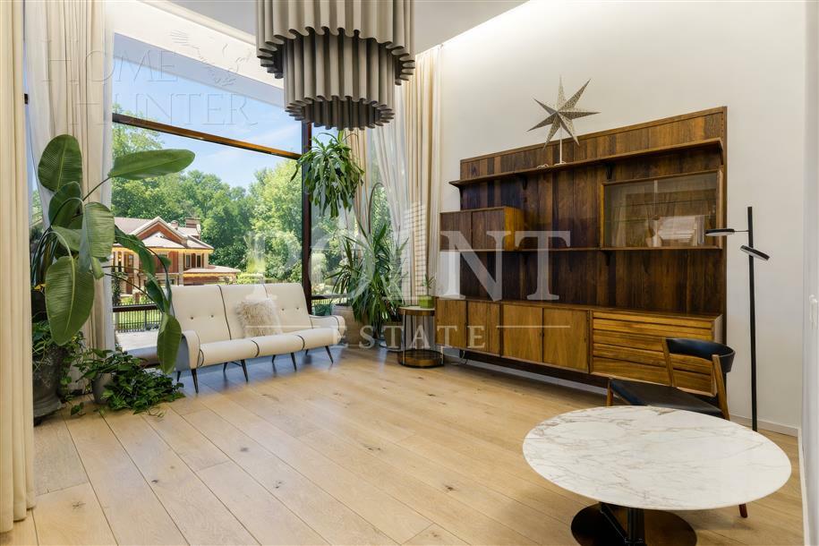 2-этажный коттедж 1 624 м² с отделкой