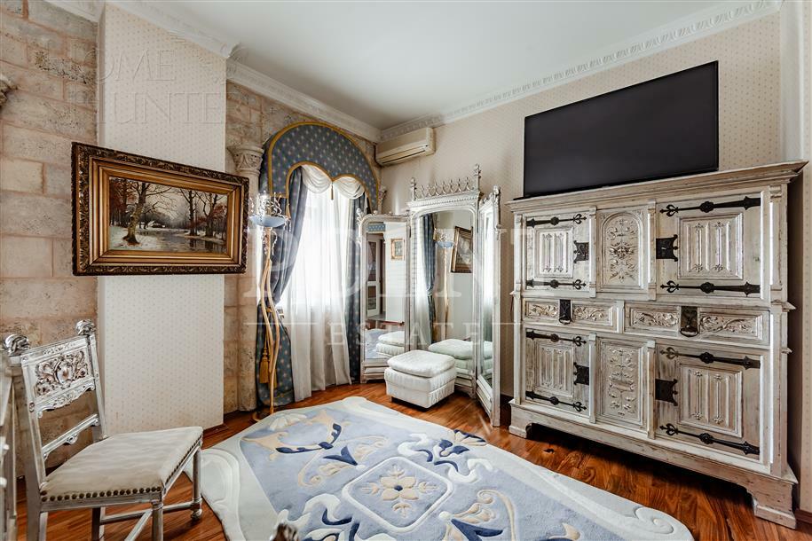 3-КОМН. КВАРТИРА С ОТДЕЛКОЙ 145 М² НА 8 ЭТАЖЕ