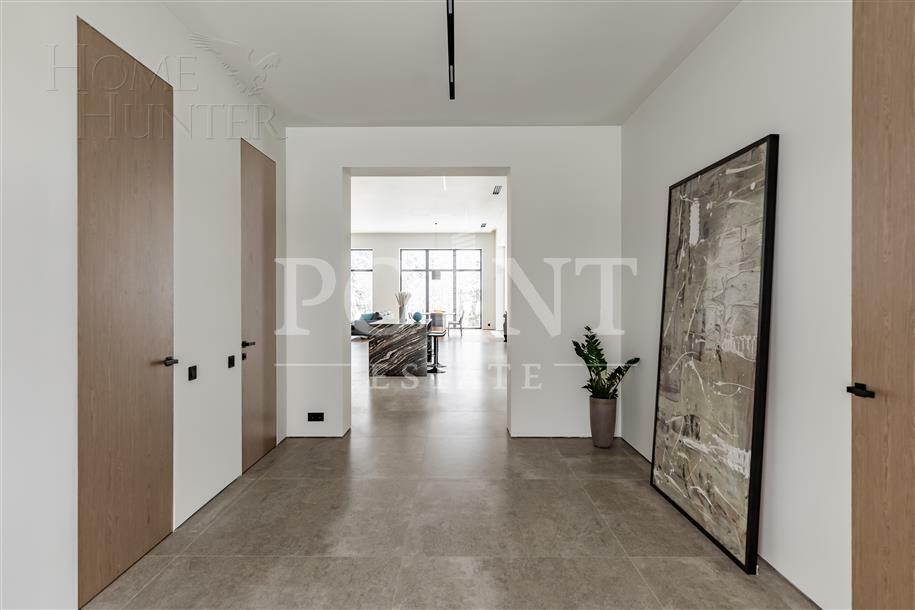 2-этажный коттедж 450 м² с отделкой