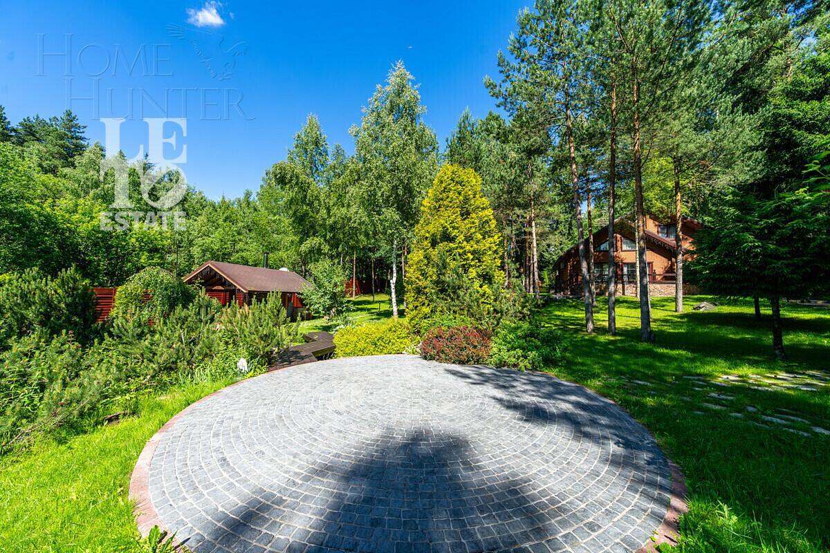 2-этажный коттедж 260 м² с отделкой