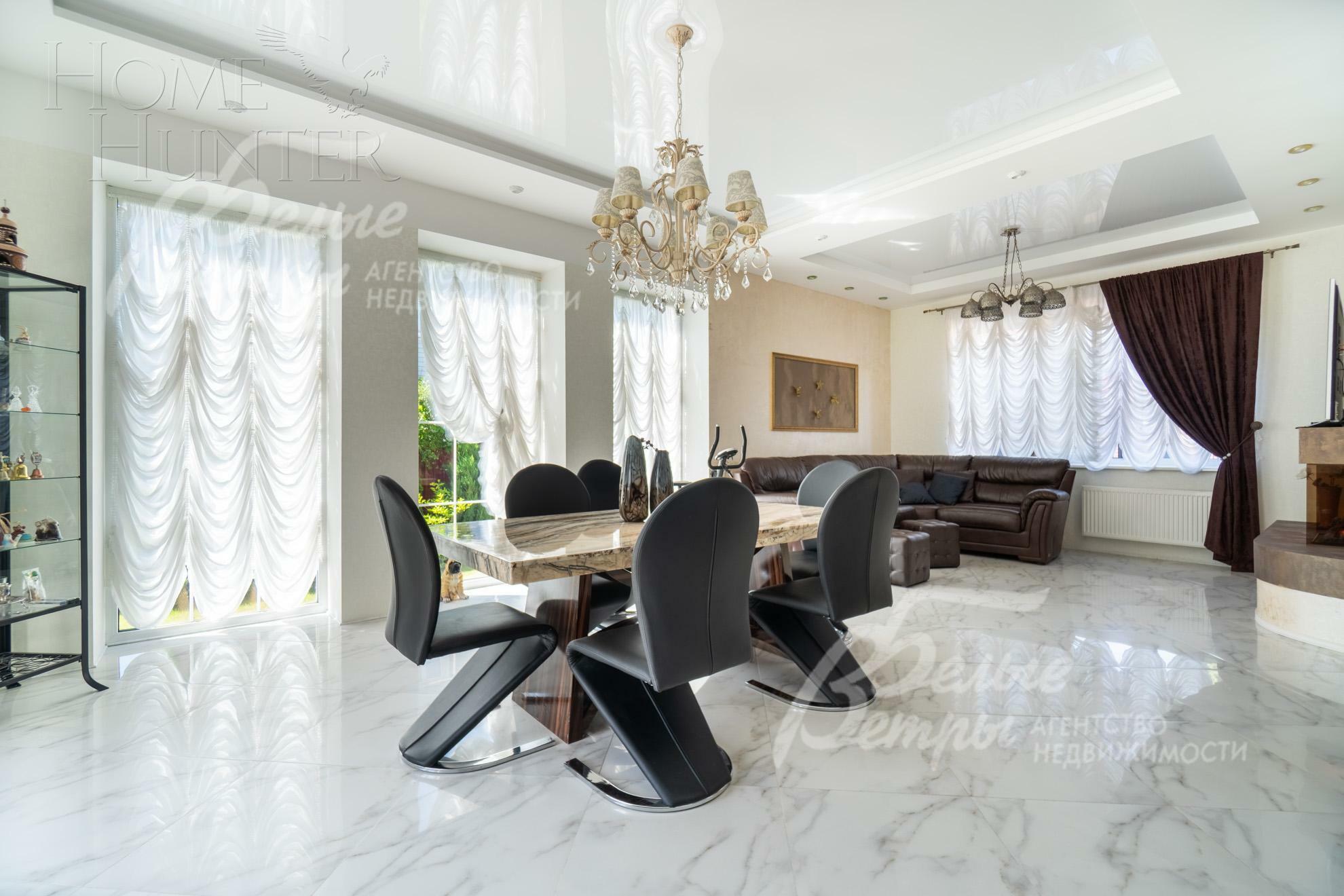 2-этажный коттедж 300 м² с отделкой