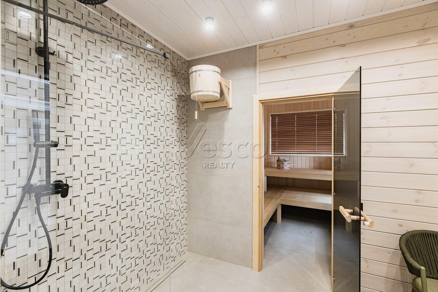 2-этажный коттедж 373 м² с отделкой
