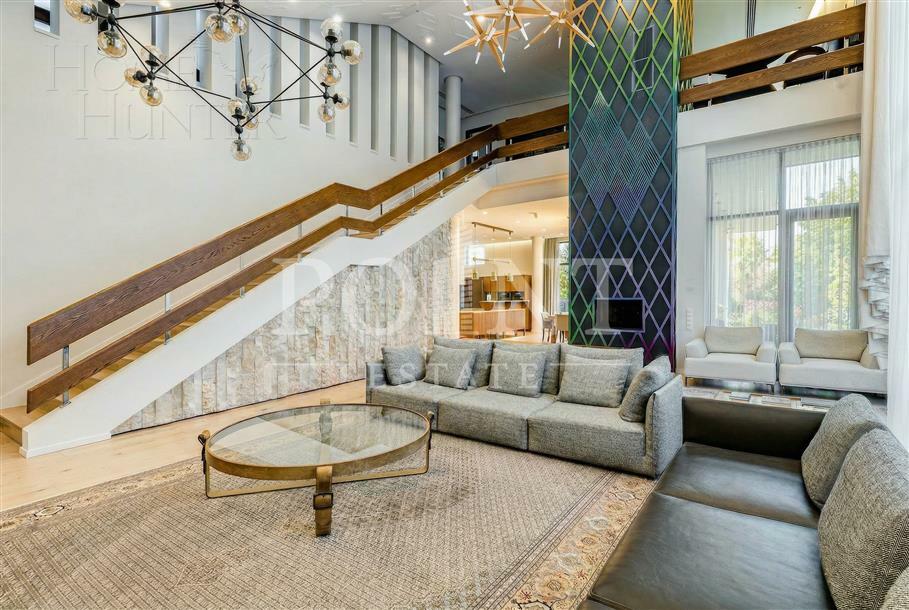 2-этажный коттедж 1 624 м² с отделкой