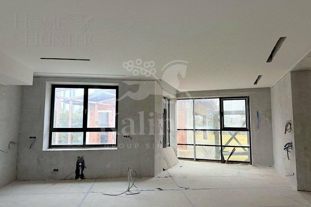 2-этажный коттедж 825 м² без отделки