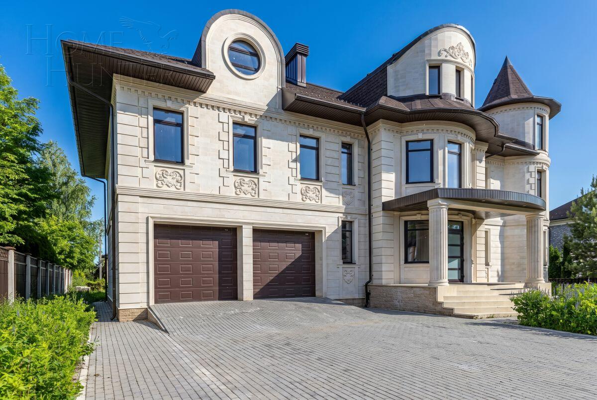 2-этажный коттедж 860 м² без отделки