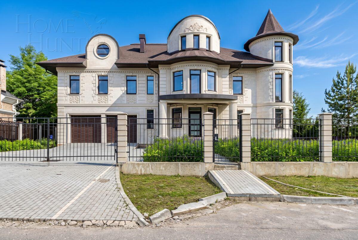 2-этажный коттедж 860 м² без отделки