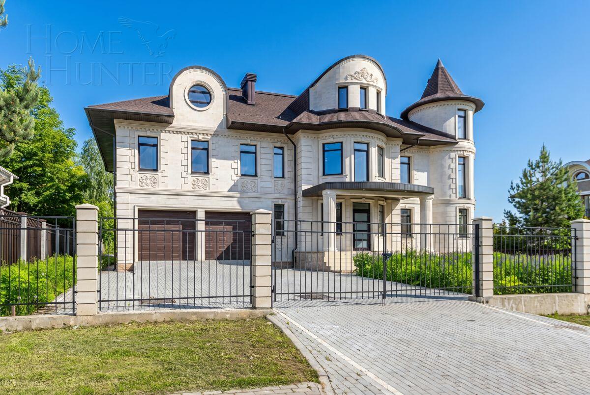 2-этажный коттедж 860 м² без отделки