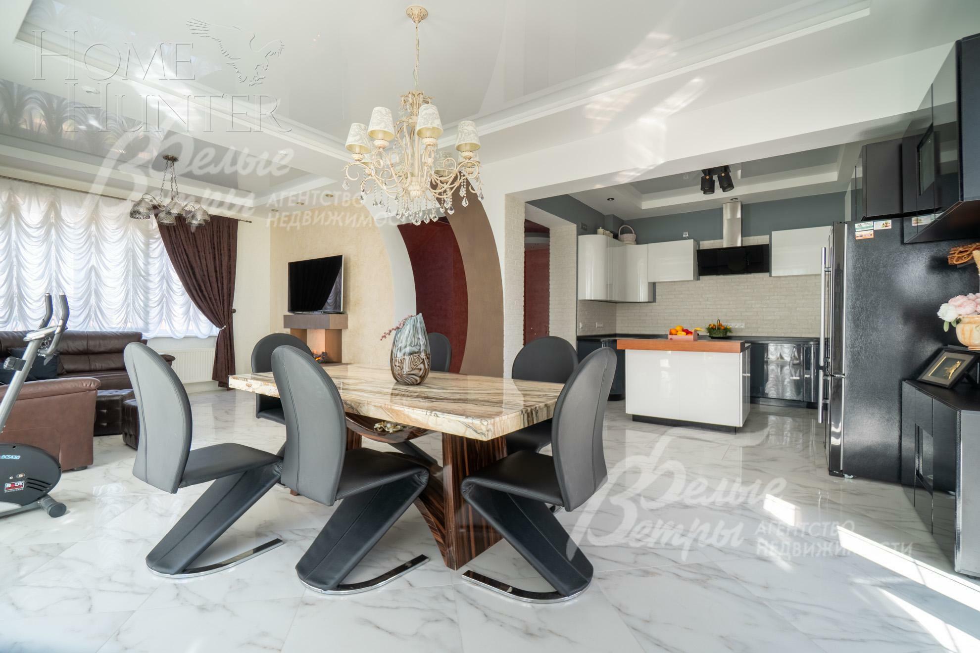 2-этажный коттедж 300 м² с отделкой