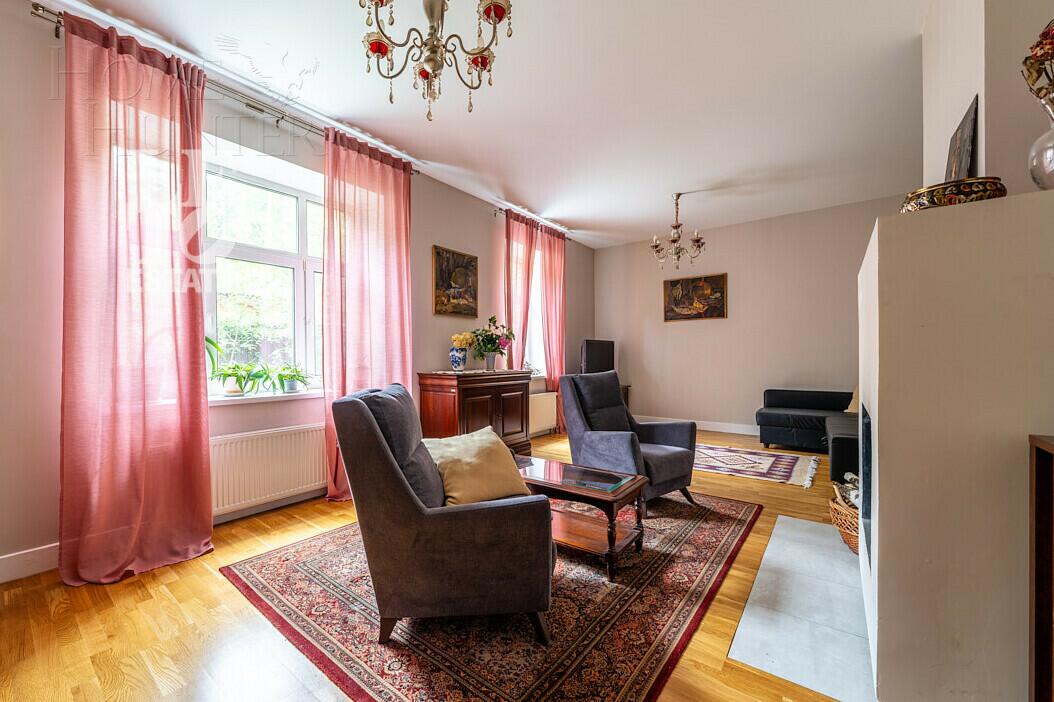 2-этажный коттедж 450 м² с отделкой