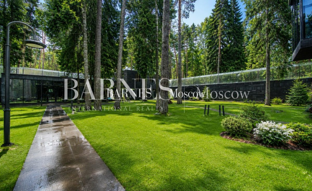 2-этажный коттедж 907 м² с отделкой
