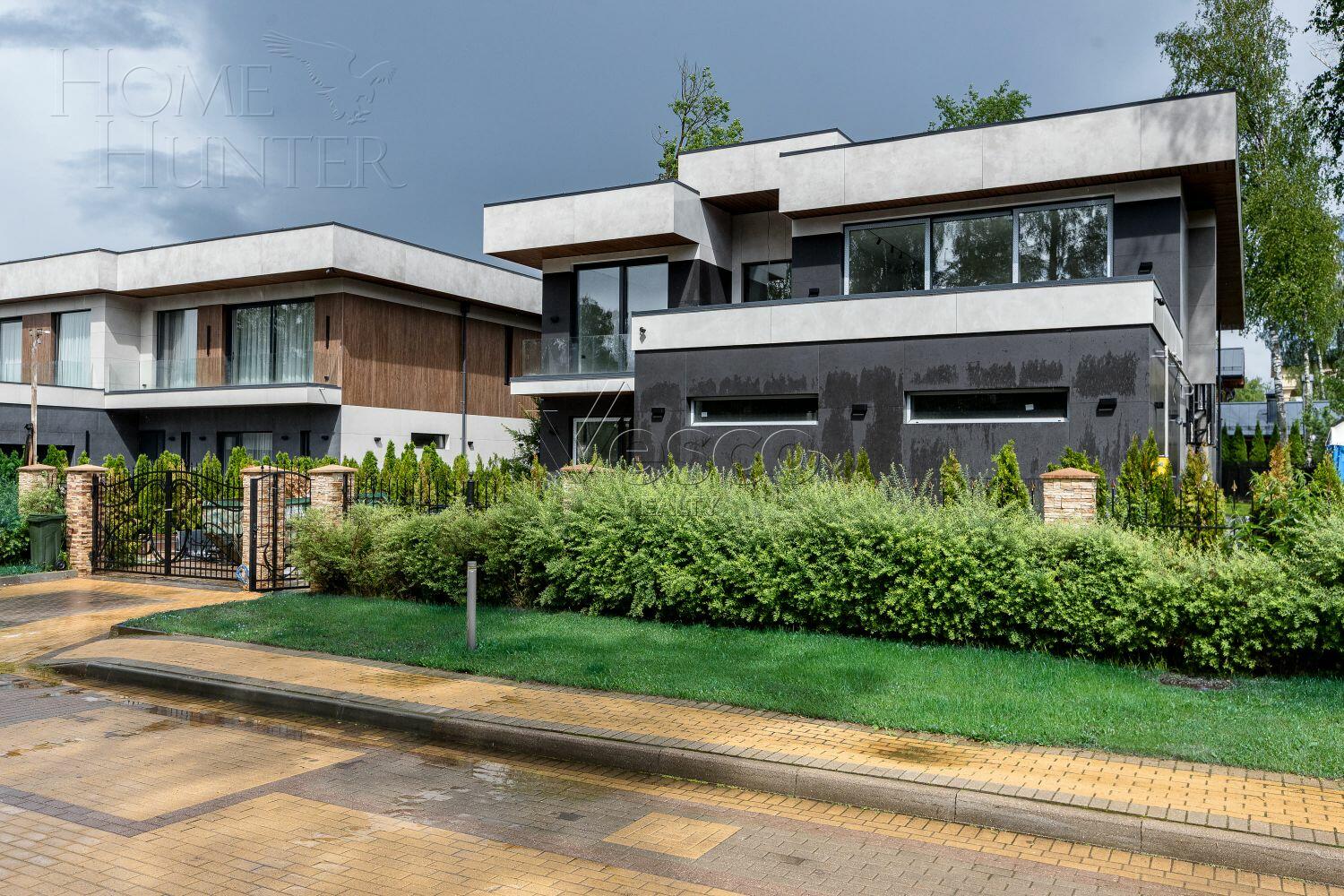 2-этажный коттедж 650 м² без отделки
