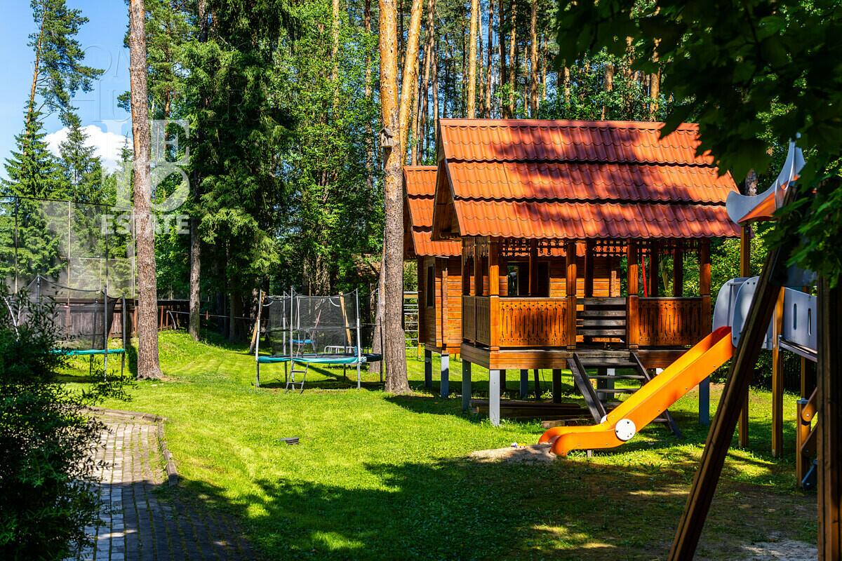 2-этажный коттедж 260 м² с отделкой