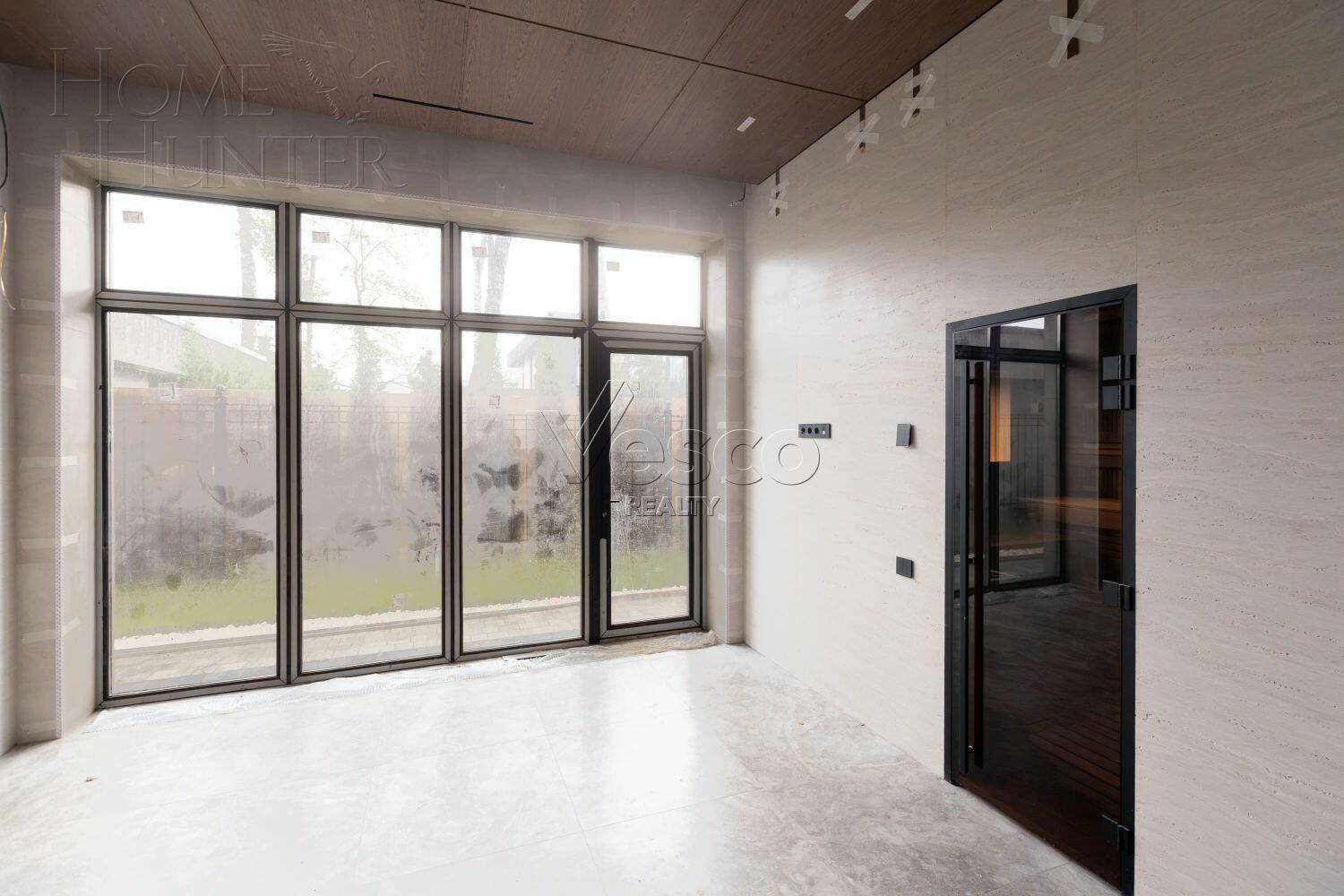 2-этажный коттедж 650 м² без отделки