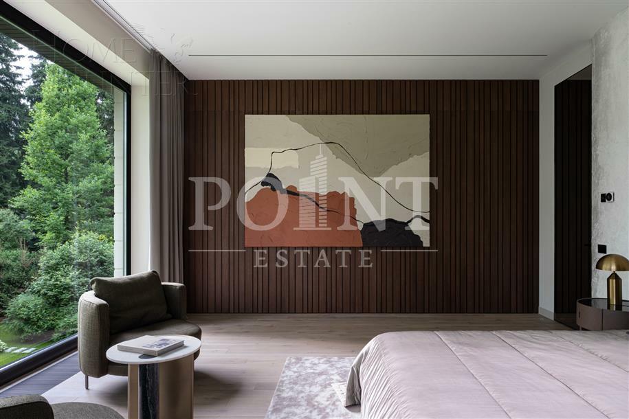 2-этажный коттедж 1 550 м² с отделкой