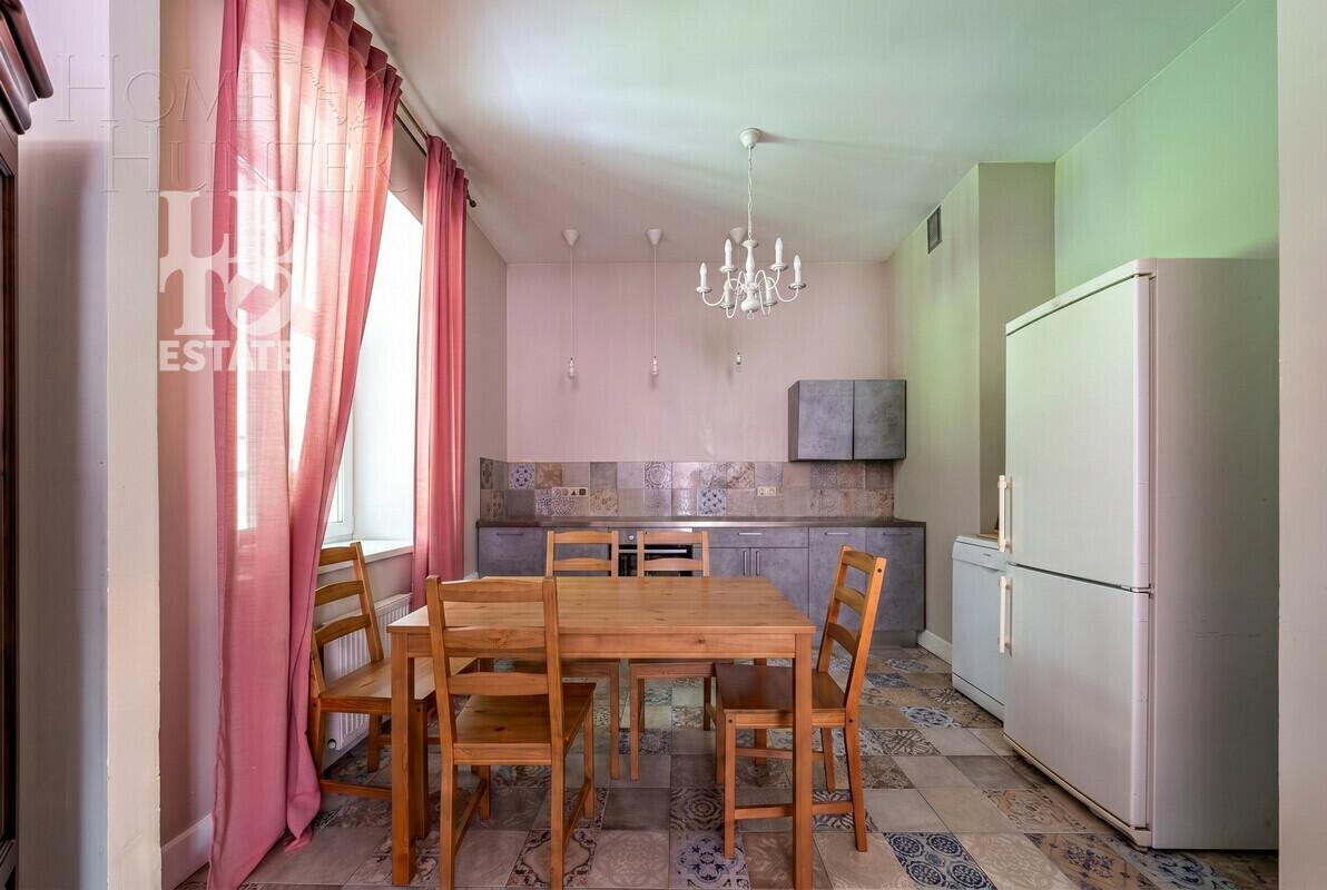 2-этажный коттедж 450 м² с отделкой