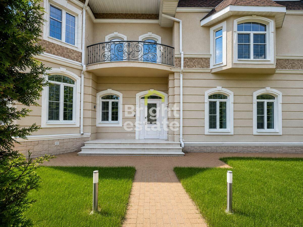 2-этажный коттедж 640 м² с отделкой