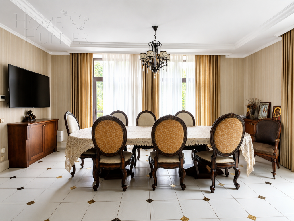 2-этажный коттедж 550 м² с отделкой
