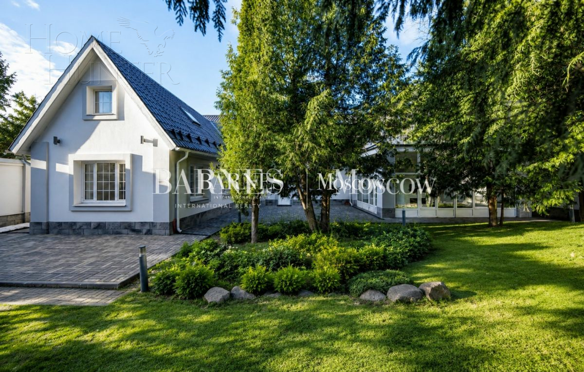 2-этажный коттедж 738 м² с отделкой