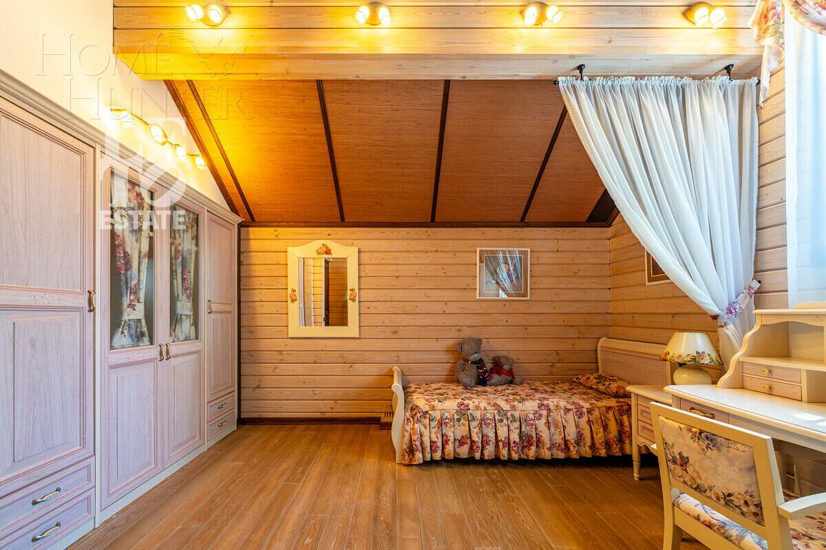 2-этажный коттедж 260 м² с отделкой