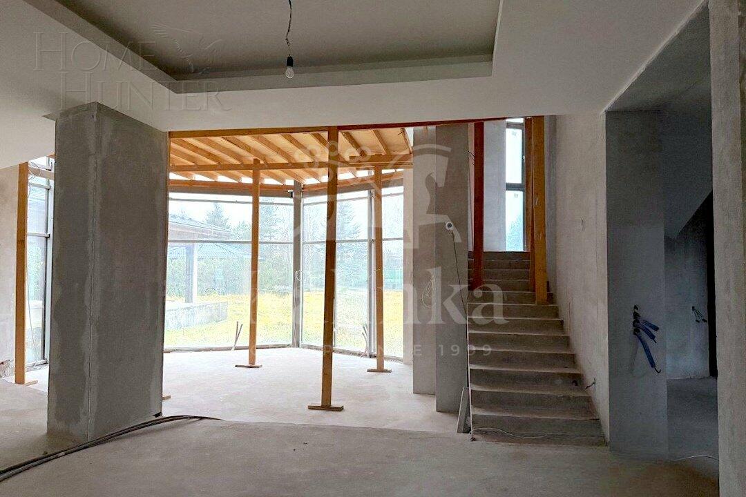 2-этажный коттедж 825 м² без отделки