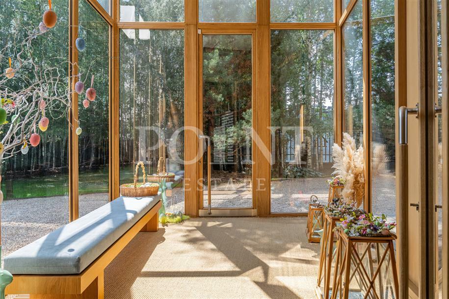2-этажный коттедж 1 624 м² с отделкой
