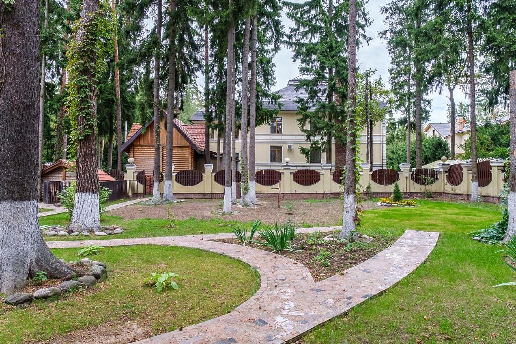 2-этажный коттедж 1 065 м² с отделкой