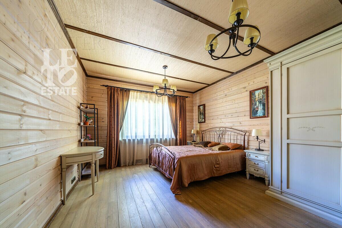 2-этажный коттедж 260 м² с отделкой