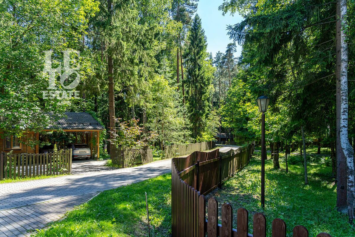 2-этажный коттедж 260 м² с отделкой