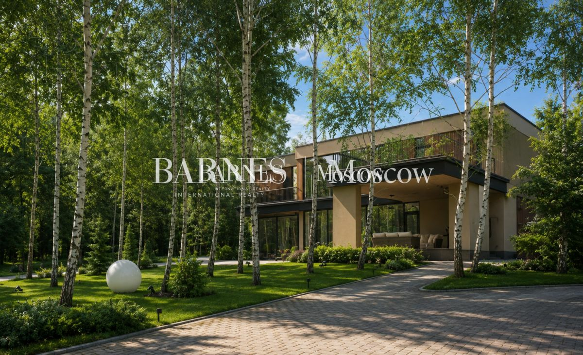 2-этажный коттедж 627.5 м² с отделкой
