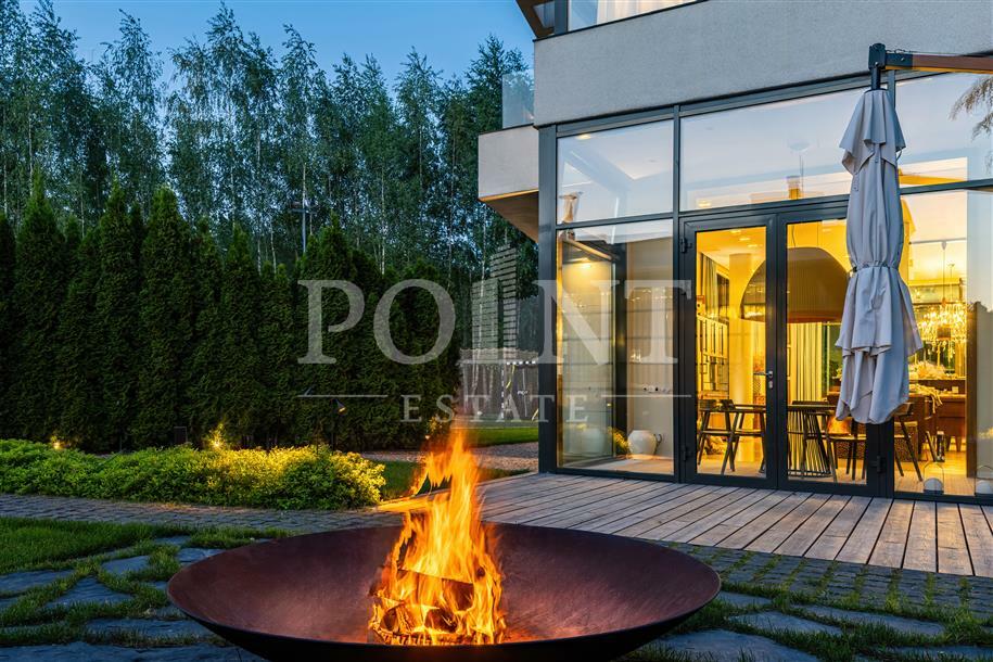 2-этажный коттедж 1 624 м² с отделкой