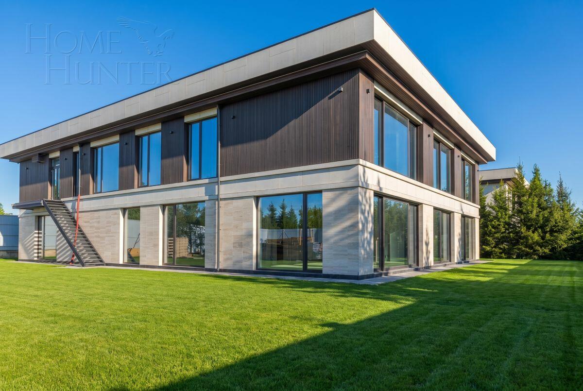 2-этажный коттедж 1 250 м² без отделки