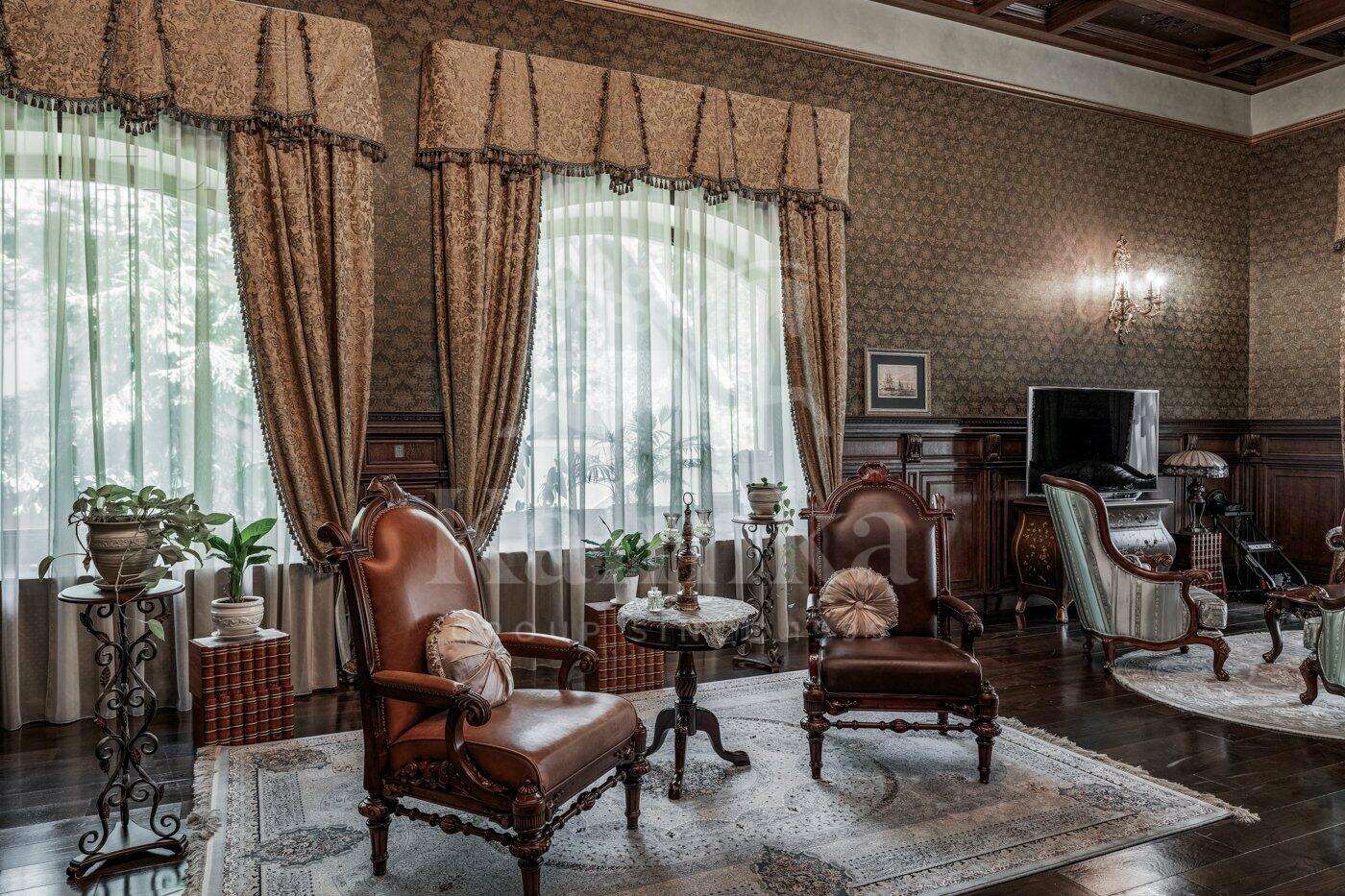 2-этажный коттедж 1 500 м² с отделкой