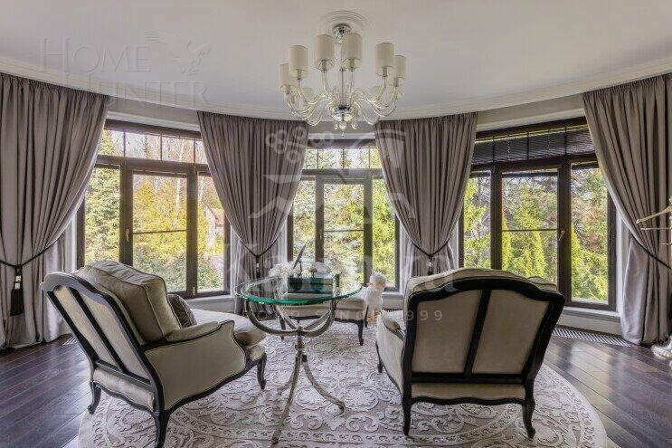 2-этажный коттедж 1 100 м² с отделкой