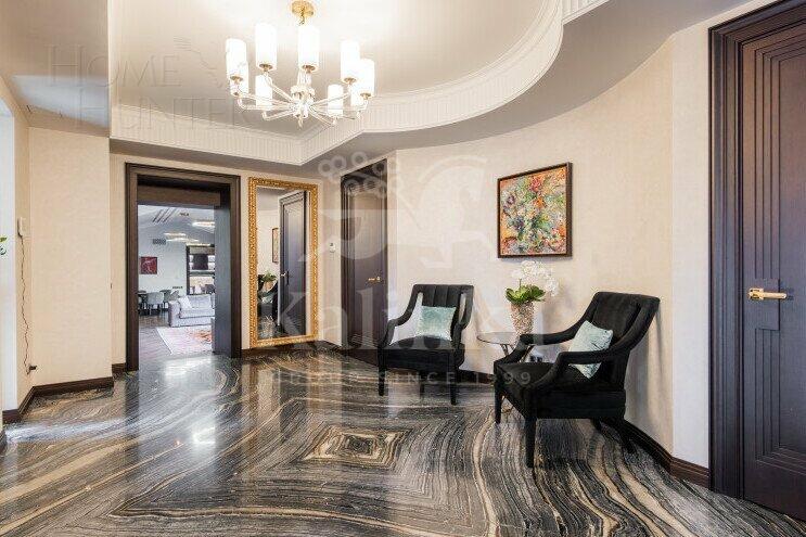 2-этажный коттедж 1 100 м² с отделкой