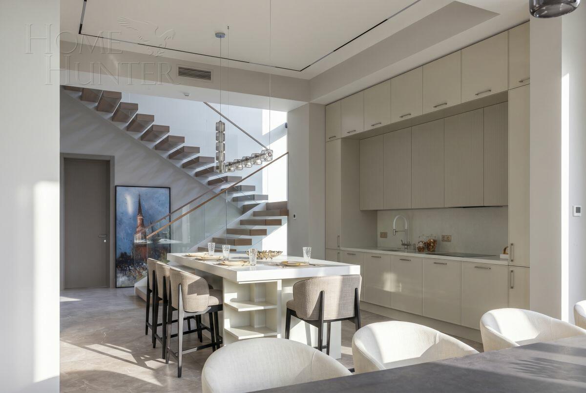 2-этажный коттедж 380 м² с отделкой