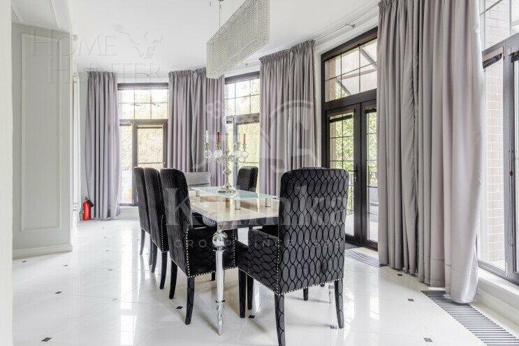 2-этажный коттедж 1 100 м² с отделкой