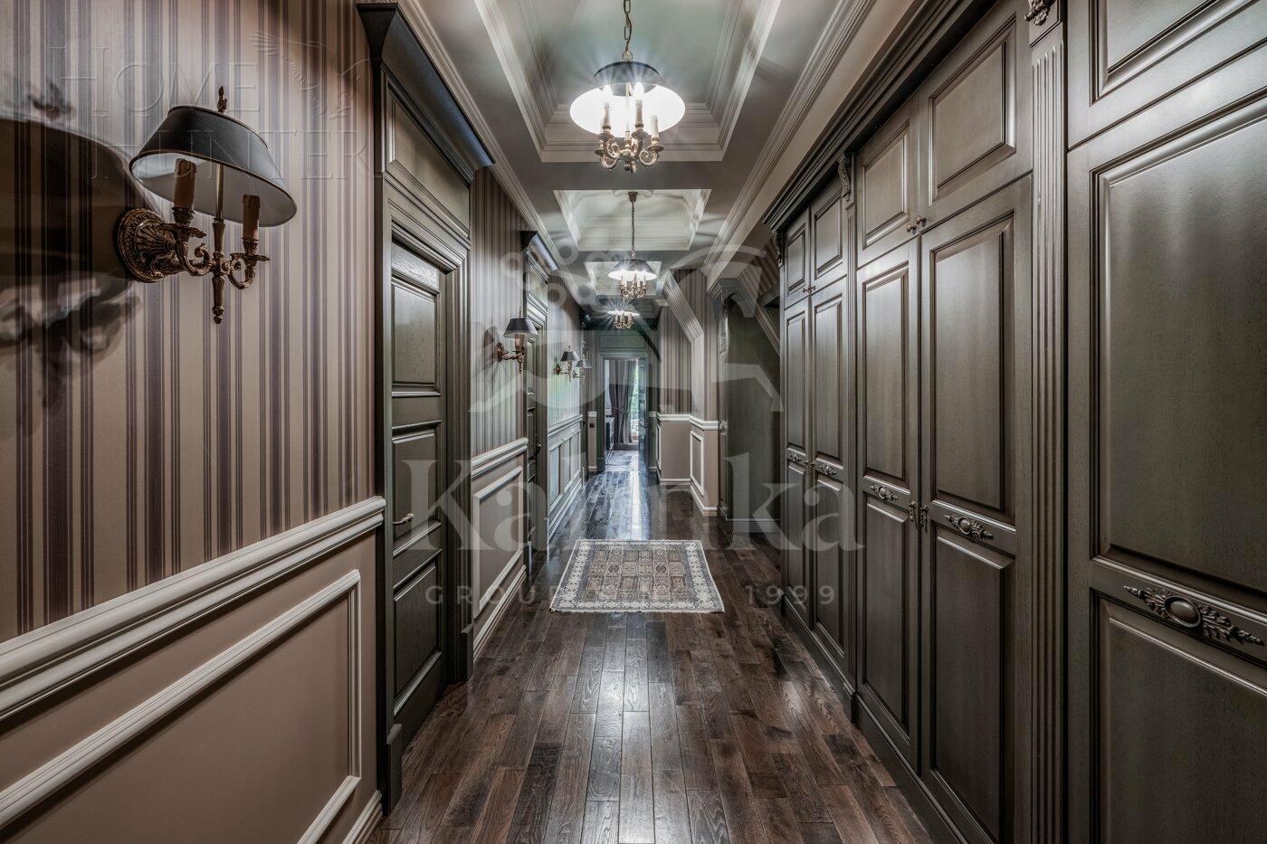 2-этажный коттедж 1 500 м² с отделкой