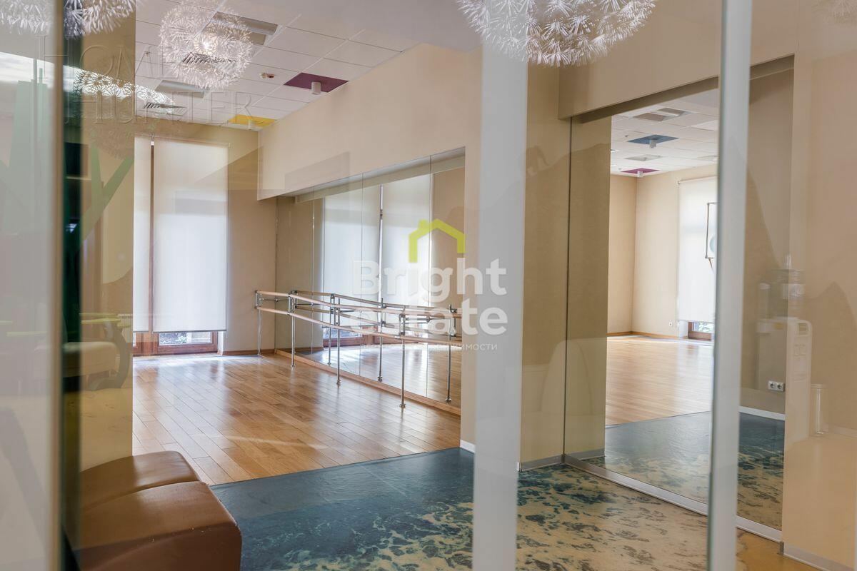 4-КОМН. КВАРТИРА С ОТДЕЛКОЙ 158 М² НА 2 ЭТАЖЕ