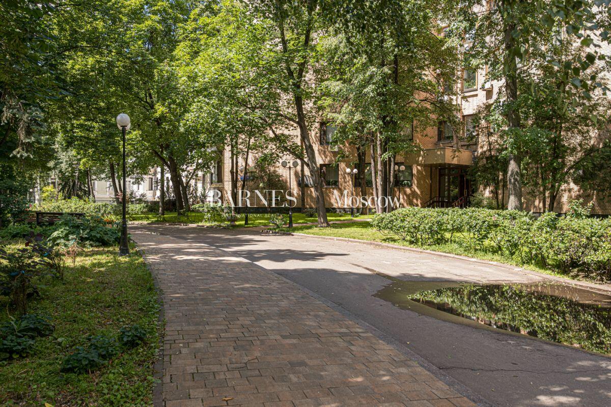 4-КОМН. КВАРТИРА С ОТДЕЛКОЙ 192.6 М² НА 5 ЭТАЖЕ