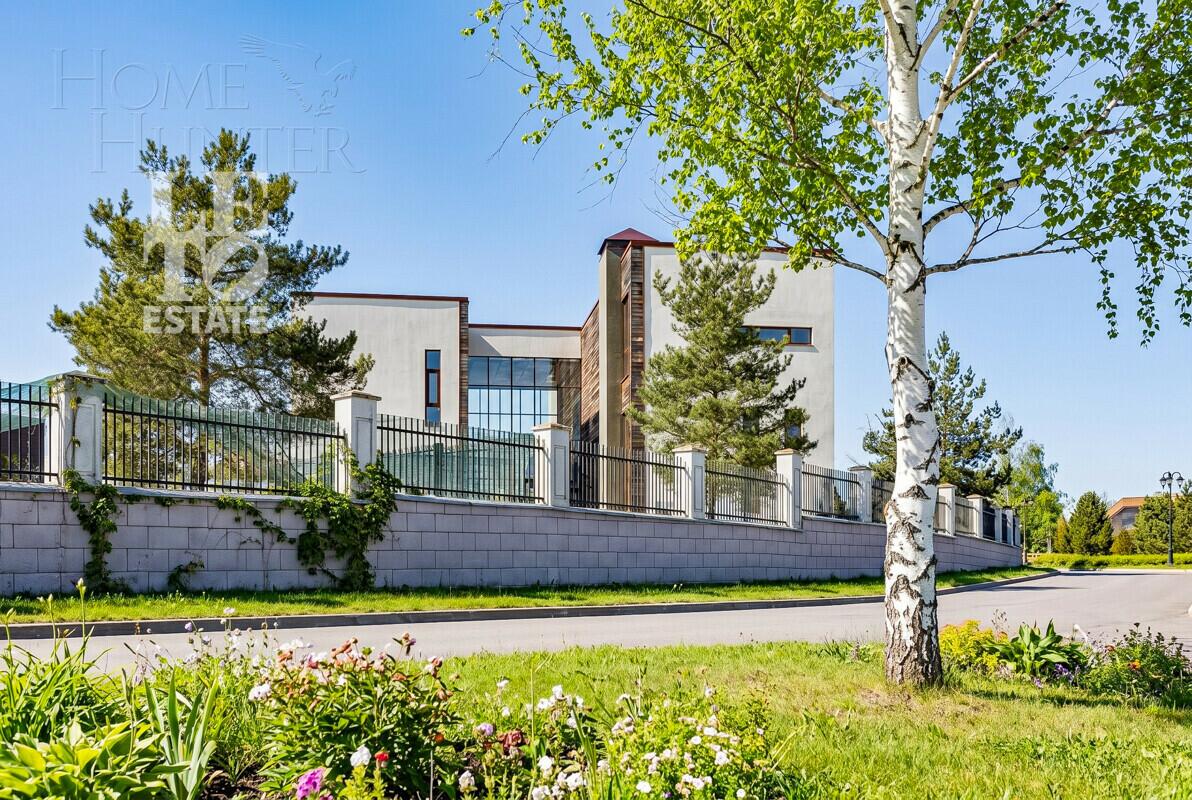 2-этажный коттедж 1 170 м² без отделки