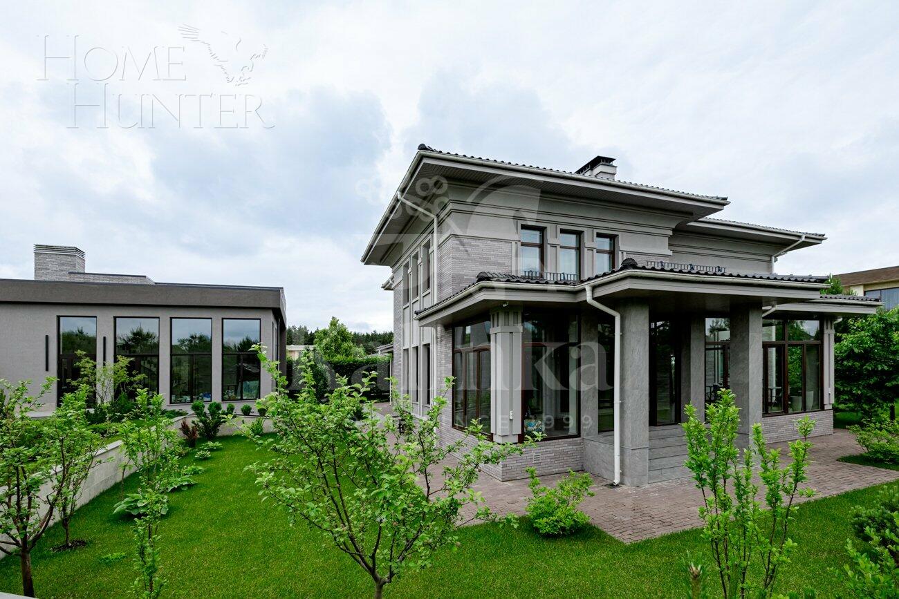 2-этажный коттедж 608 м² с отделкой