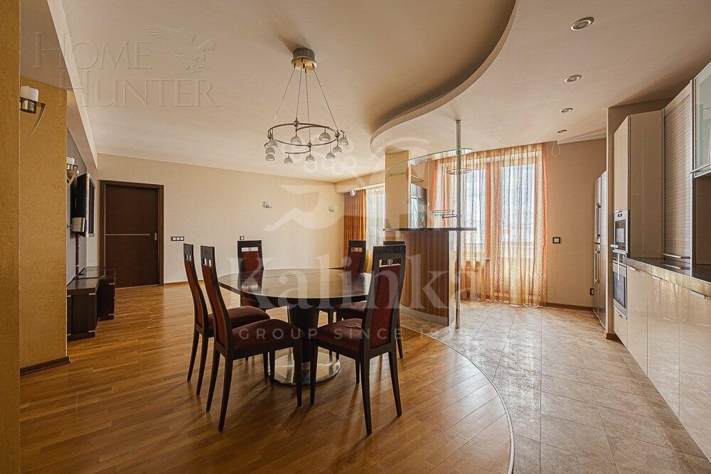 5-КОМН. КВАРТИРА С ОТДЕЛКОЙ 196 М² НА 17 ЭТАЖЕ