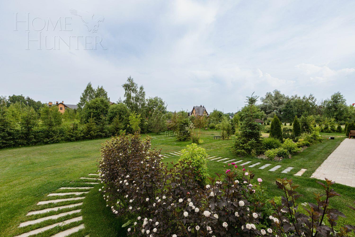 2-этажный коттедж 350 м² с отделкой