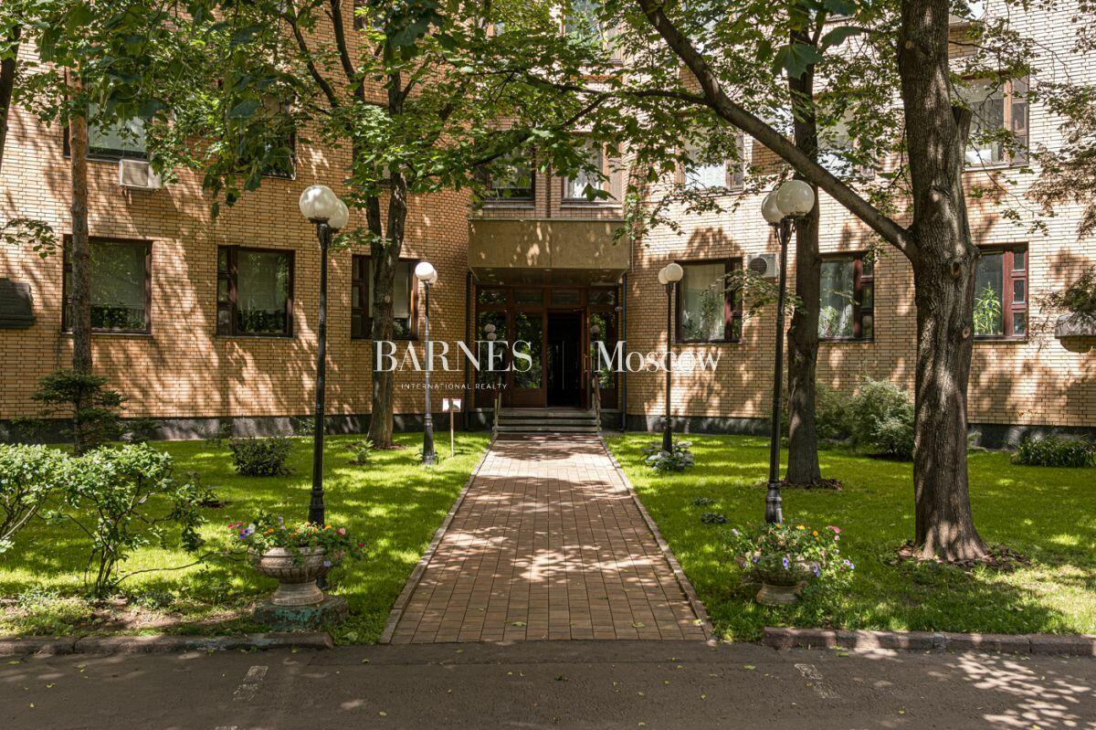 4-КОМН. КВАРТИРА С ОТДЕЛКОЙ 192.6 М² НА 5 ЭТАЖЕ