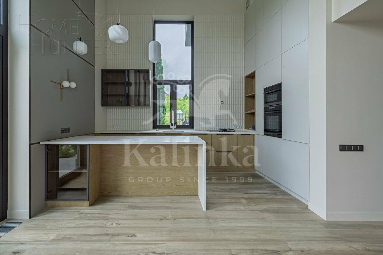 2-этажный коттедж 608 м² с отделкой