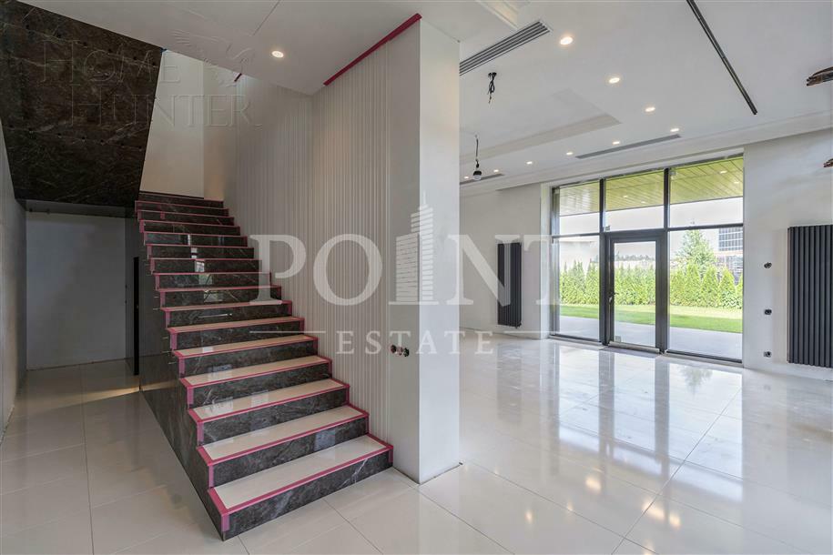 2-этажный коттедж 800 м² с отделкой